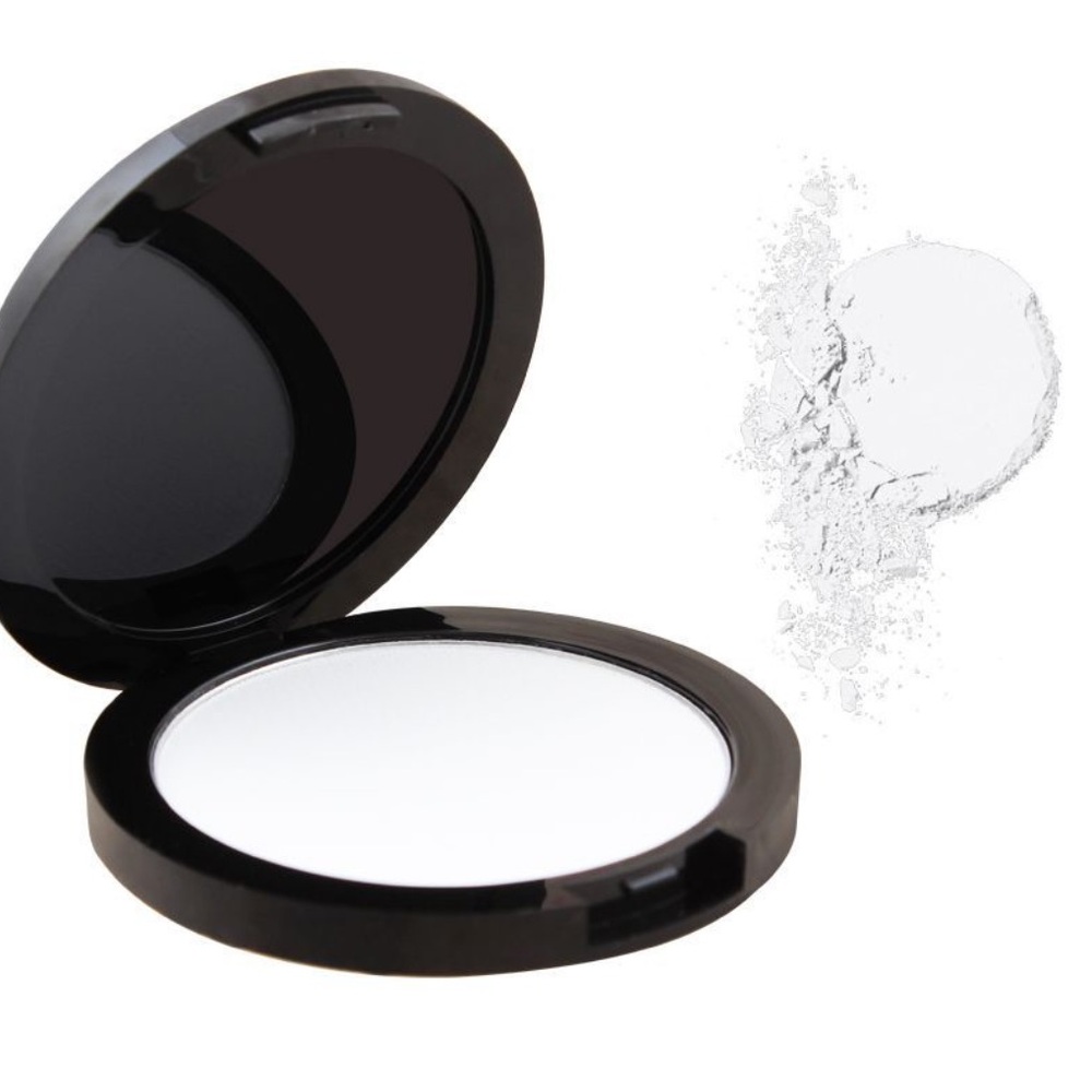 True + Luscious Camera Powder Invisible Setting Powder - Picture 2 of 10